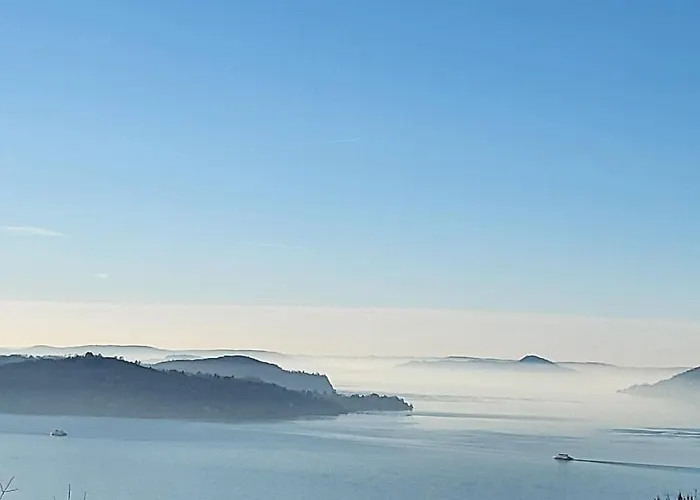 Mid Of Nature ~ Bella Vista Sul Lago Maggiore